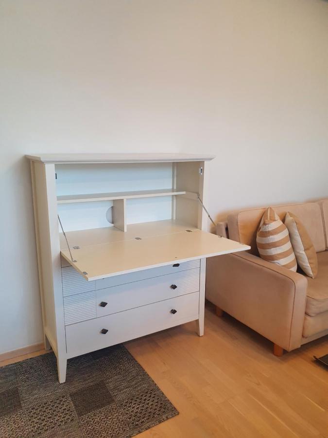 Moderni, Viihtyisae Pikkukaksio Saunalla Pori Exterior photo